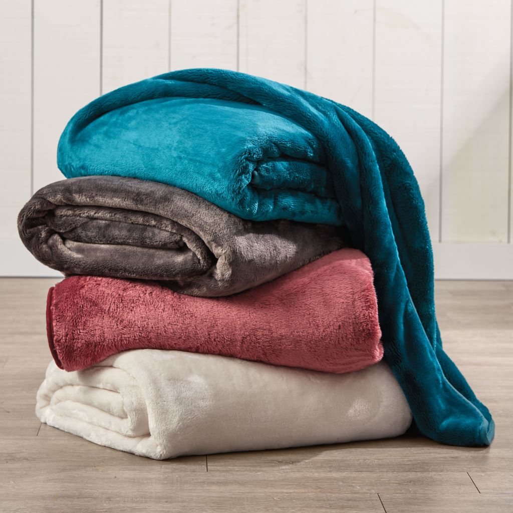 Plysjstoff – Skap varme og hygge med myk imitert pels