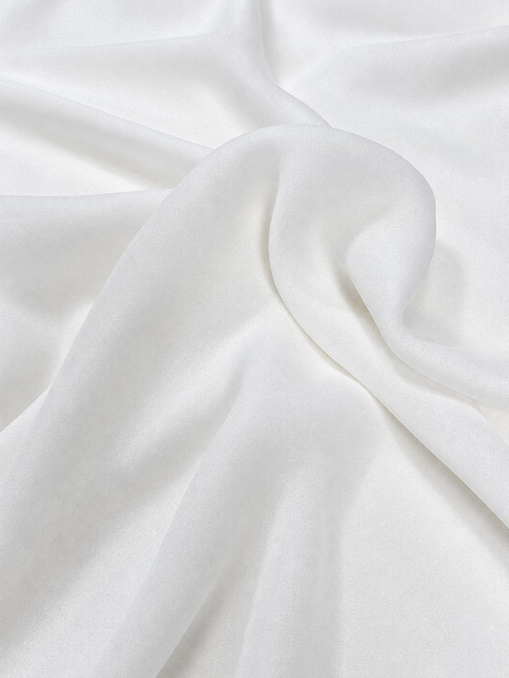 HVIT SILKE CHIFFON STOFF – 140 CM BREDT