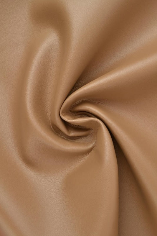 camel imitert skinn premium – stoffet rullet løst sammen i myke folder