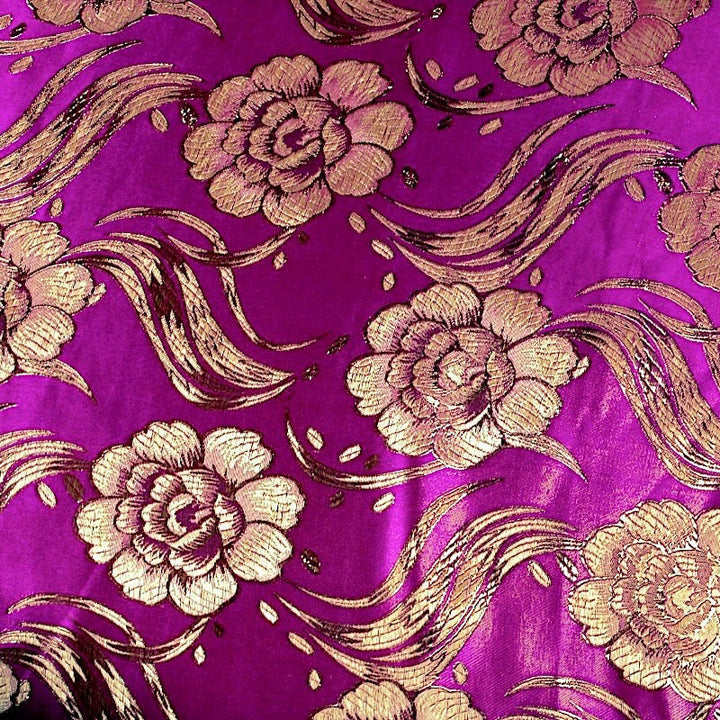 LILLA SATENG JACQUARD STOFF MED BLOMSTER