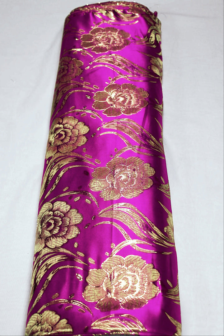 LILLA SATENG JACQUARD STOFF MED BLOMSTER