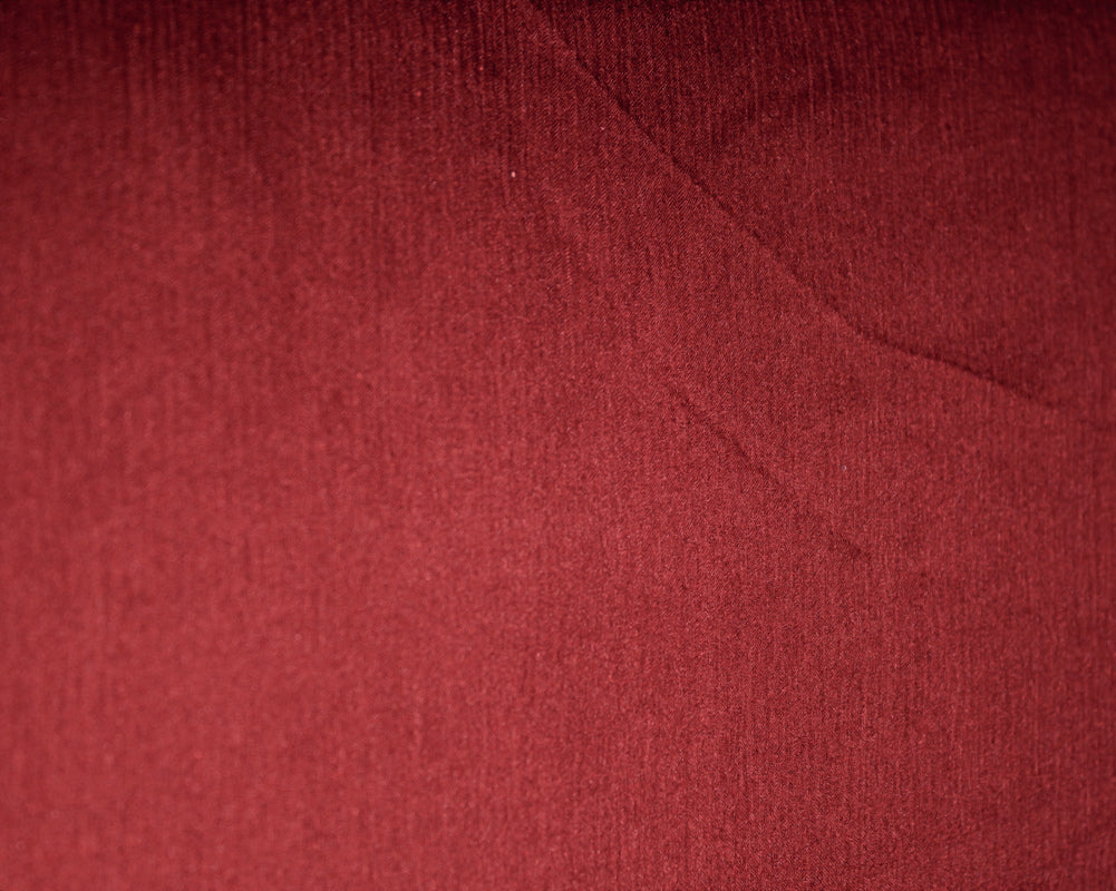 VINRØDT SILKE CHIFFON STOFF