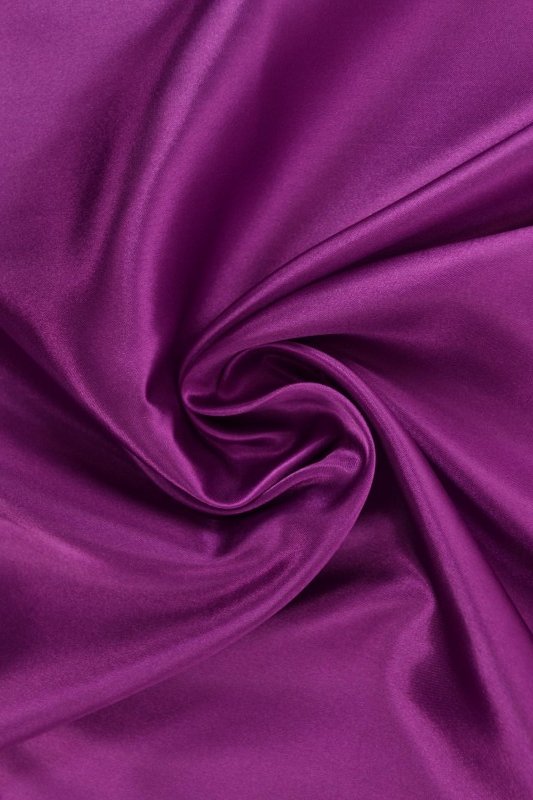 CASSIS SATENG STOFF – LETT & GLANSFULLT