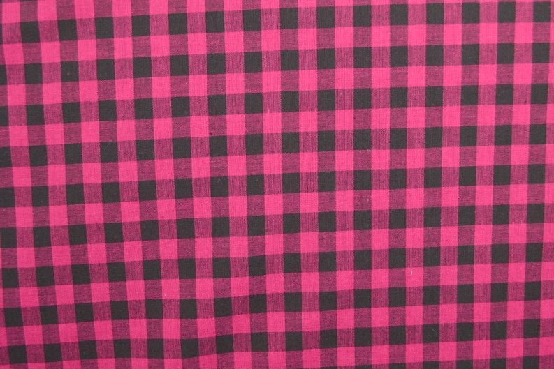 BOMULLSSTOFF MED VICHY-RUTER – ROSA OG SORT, 10 X 12 MM