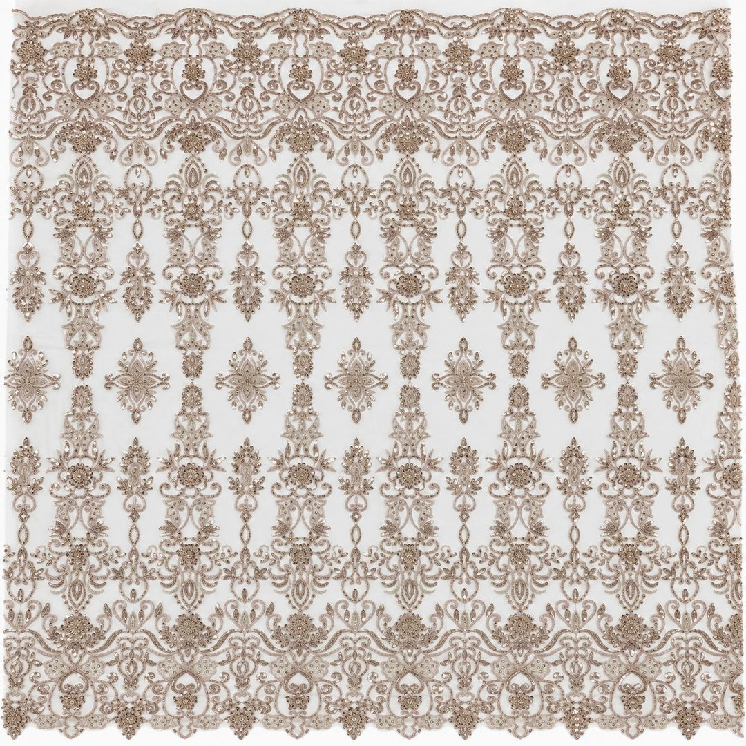 Beige tyllstoff med paljetter og perler (bilde 1 af 3)