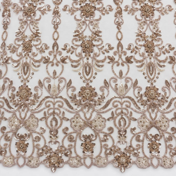 Beige tyllstoff med paljetter og perler (bilde 3 af 3)