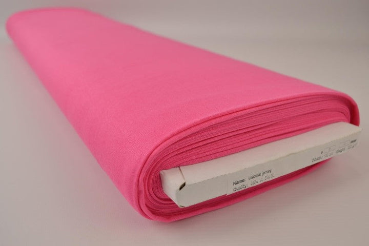 FUKSIA VISKOSE JERSEYSTOFF – MYKT, PUSTENDE OG ELASTISK