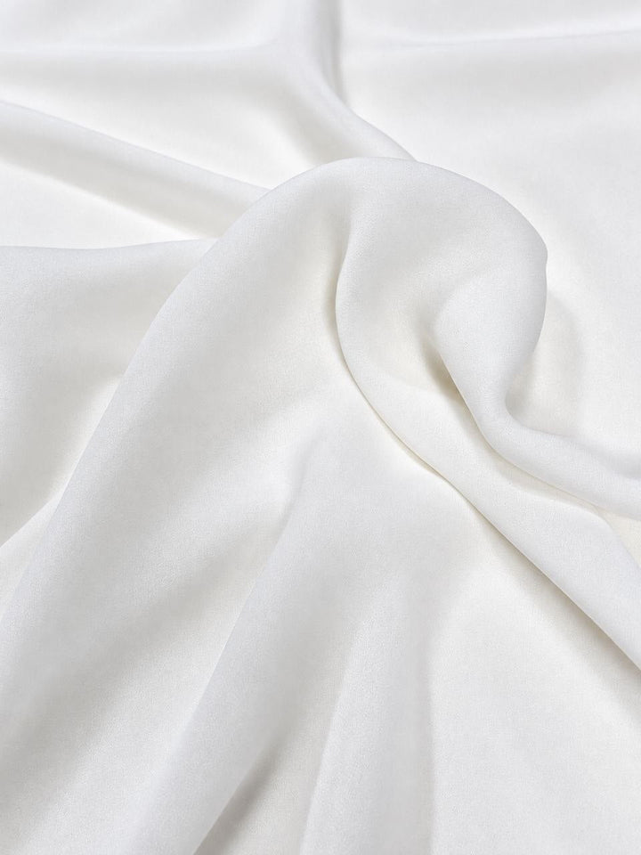 HVIT SILKE CHIFFON STOFF – 140 CM BREDT