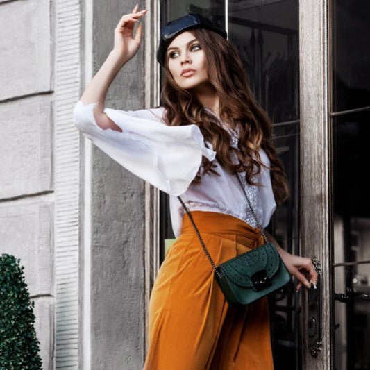 TURKIS VISKOSESTOFF – LETT FALL & ELEGANT MATT GLANS