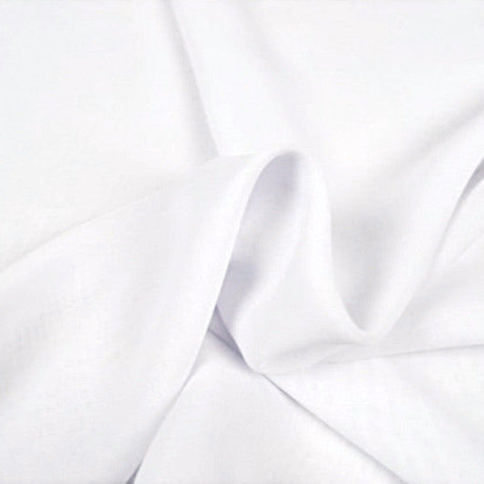 HVIT CHIFFON – LETT, GJENNOMSIKTIG & MED FLOTT FALL