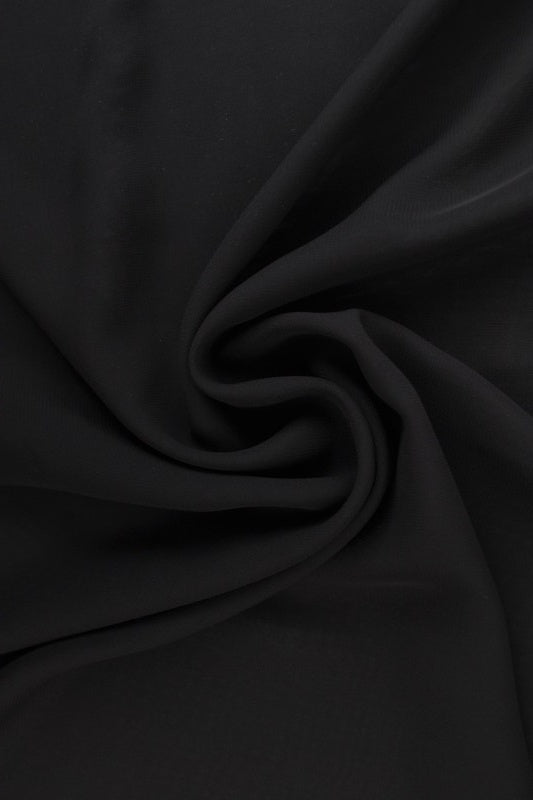 SORT CHIFFON – LETT, GJENNOMSIKTIG & MED FLOTT FALL