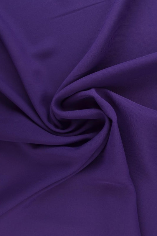 LILLA CHIFFON – LETT, GJENNOMSIKTIG & MED FLOTT FALL