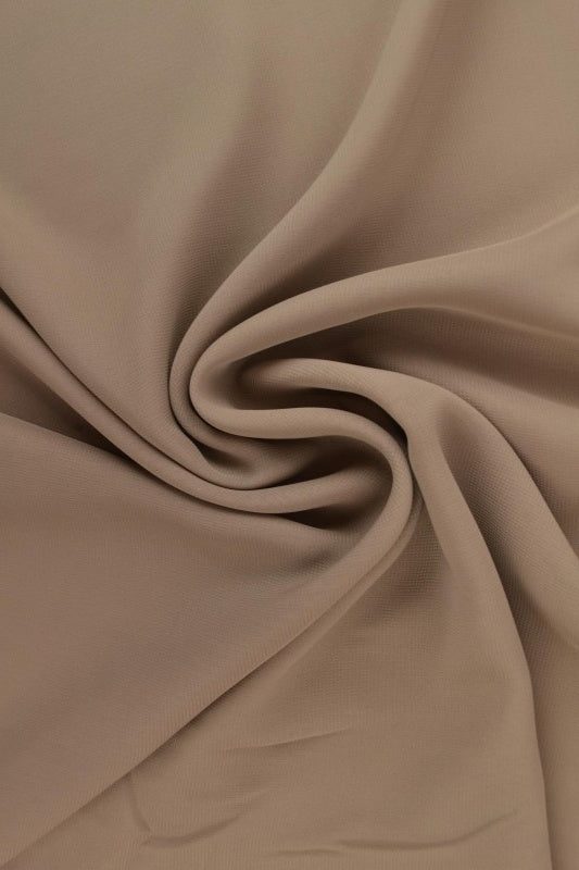 Taupe chiffon – lett, gjennomsiktig & med flott fall (bilde 1 av 7)