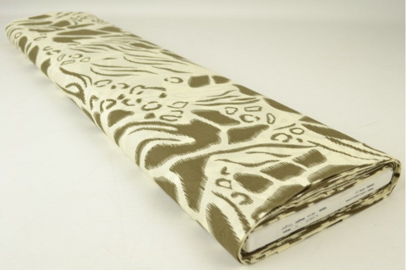 CREME BOMULDSPOPLIN MED ABSTRACT DYREPRINT – OLIVEN & BRUN