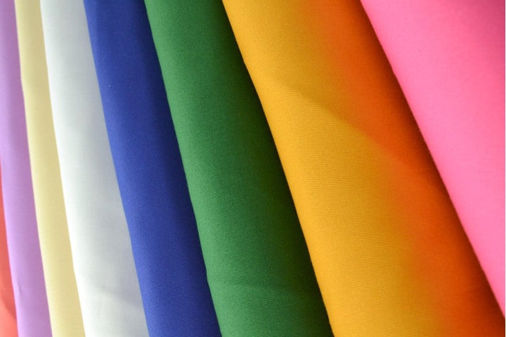 MØRK PETROL BOMULLSTWILL MED STREKK – DIAGONAL TWILL & FORMSTABIL KOMFORT