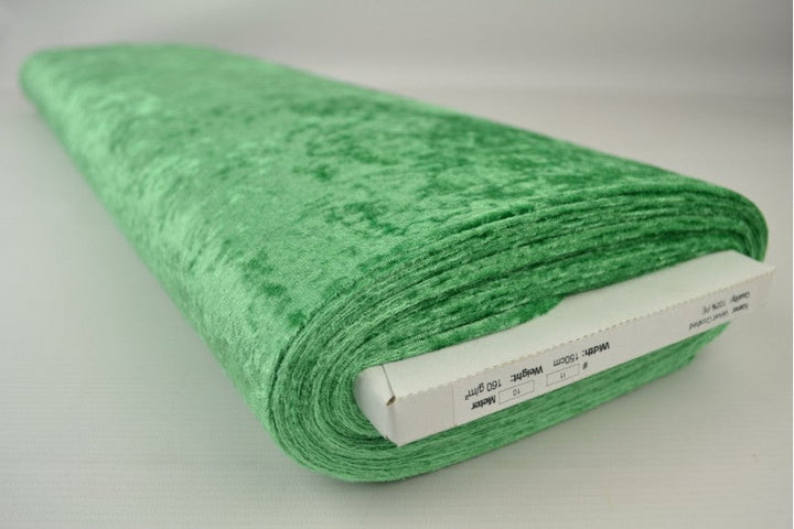 GRØNN KNUST VELOUR STOFF – STRIKKET, ELASTISK & GLANSFULLT FALL