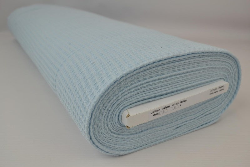 BABYBLÅ VAFFELPIQUÉ – ABSORBERENDE & HURTIGTØRKENDE
