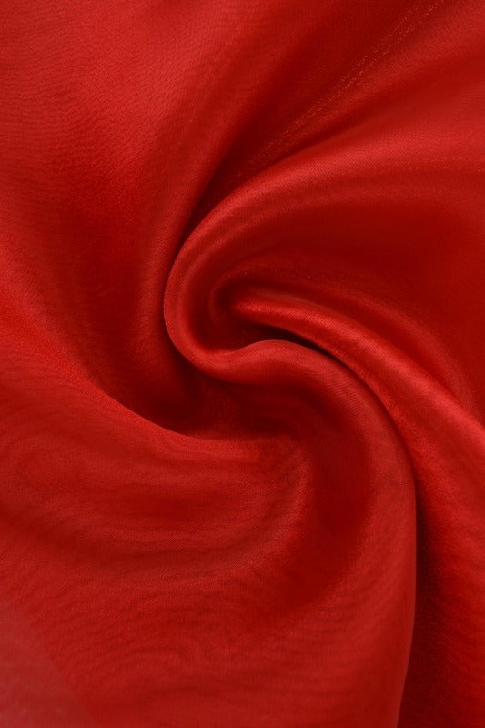RØD ORGANZA STOFF – TRANSPARENT OG SKINNENDE