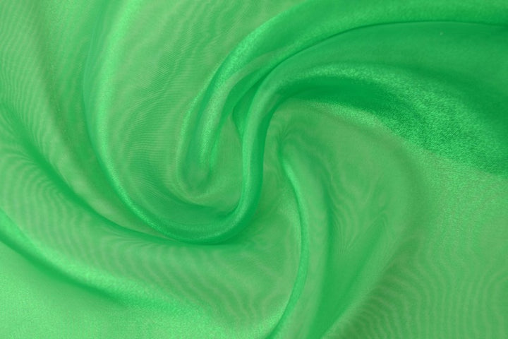 GRØNN ORGANZA STOFF – TRANSPARENT OG SKINNENDE