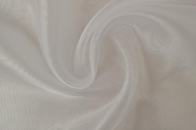 HVIT ORGANZA STOFF – TRANSPARENT OG SKINNENDE