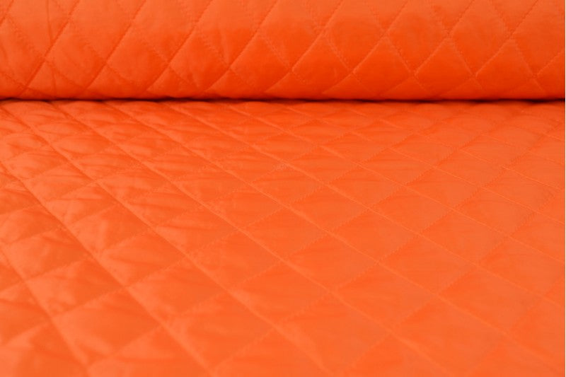 ORANGE QUILTET STOFF MED VATTERT BAKSIDE