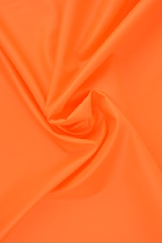 ORANGE LETT VANNTETT POLYESTER – SLITESTERK & HURTIGTØRKENDE
