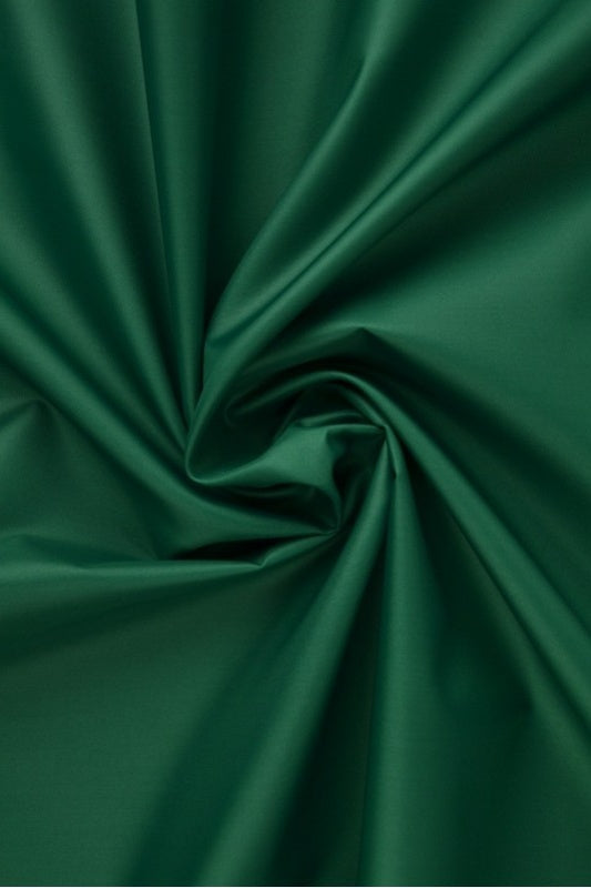 MØRKEGRØNN LETT VANNTETT POLYESTER – SLITESTERK & HURTIGTØRKENDE