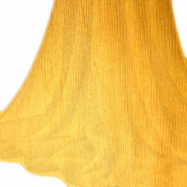 Karrigult silke chiffon stoff (bilde 2 av 9)