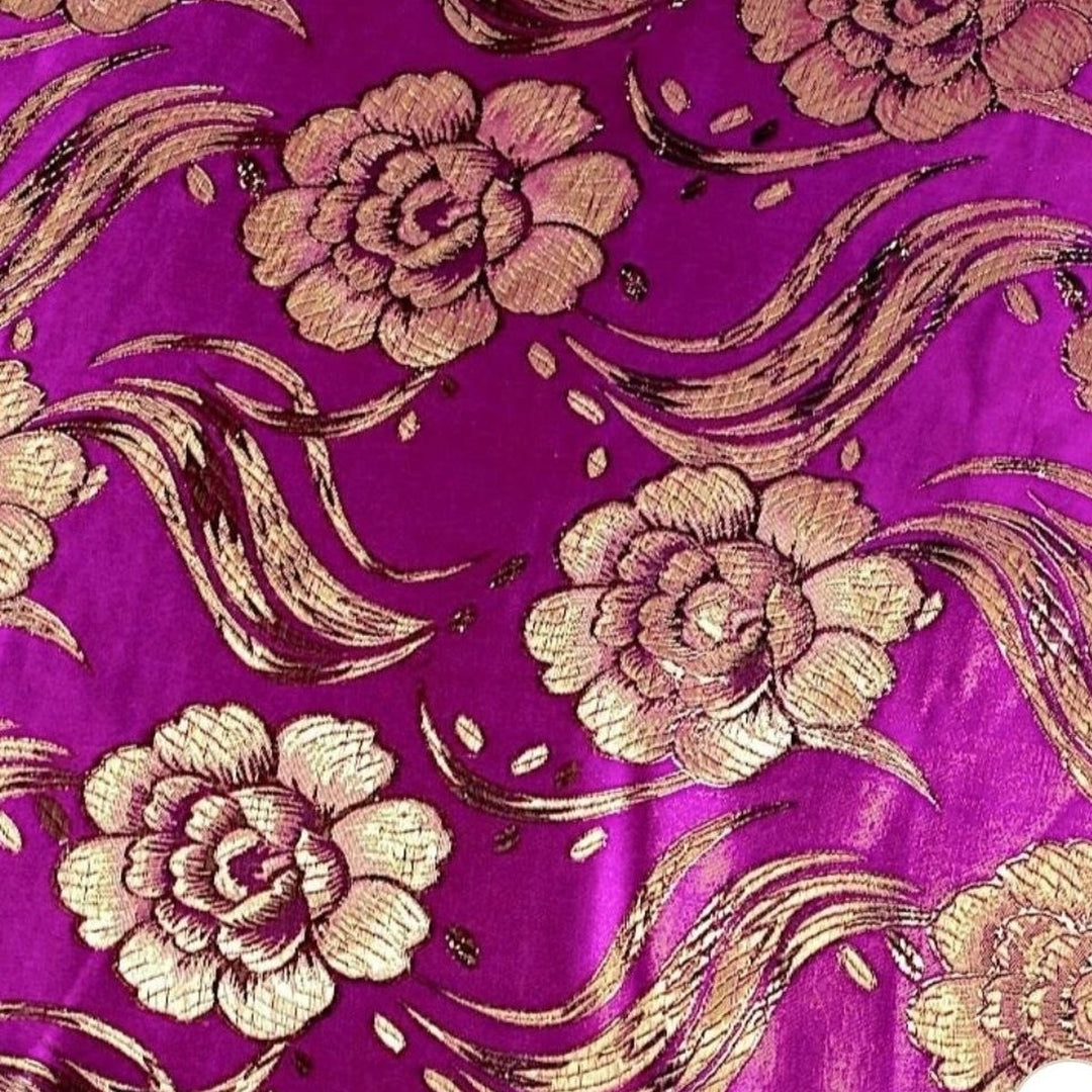 LILLA SATENG JACQUARD STOFF MED BLOMSTER