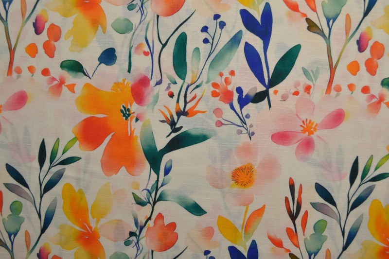 HVITT LIN MED AKVARELL BLOMSTER – ORANSJE, GUL & BLÅ – nærbilde