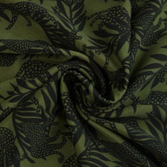 GRØNN LYCRA STOFF – LEOPARD & PALMER, 4-VEIS STREKK & HURTIGTØRKENDE