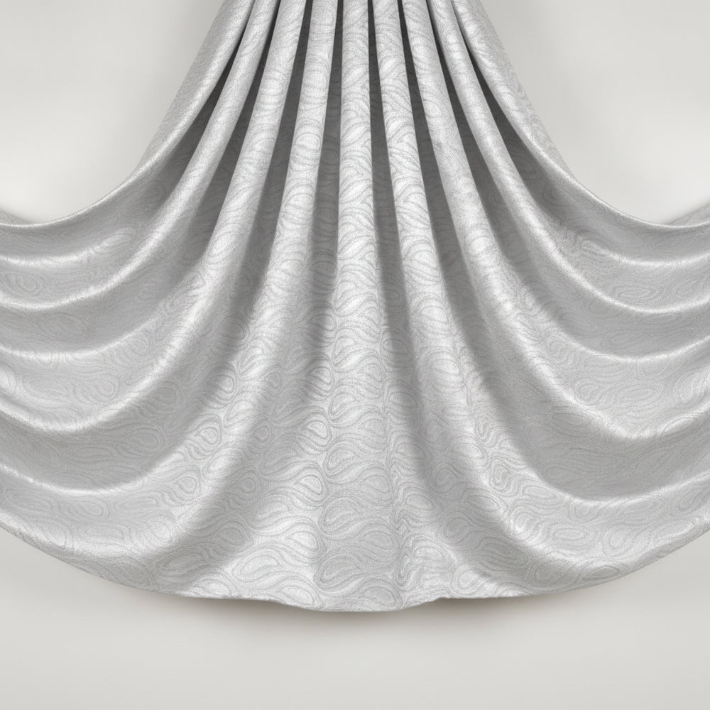 SØLV SATENG JACQUARD STOFF MED DRÅPEMOTIV (bilde 2 av 3)