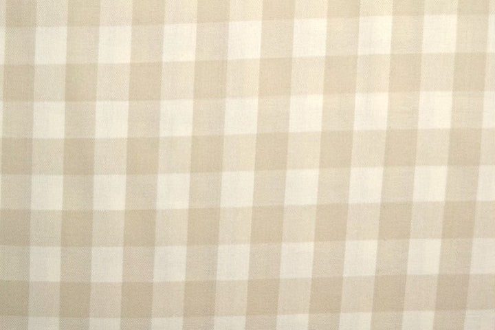 HVIT OG BEIGE SKOTSKRUTET FLANELL