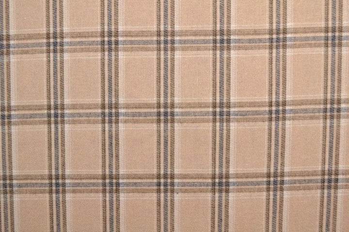 BEIGE SKOTSKRUTET FLANELL M. SORTE OG BLÅ LINJER