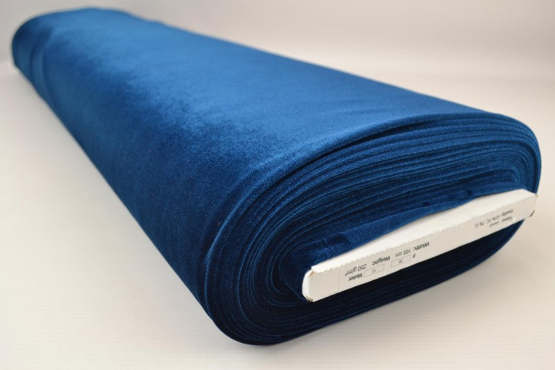 MØRKPETROLEUMSBLÅ VELOUR MED STREKK