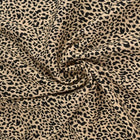 VISKOSESTOFF MED MINI LEOPARDTRYKK