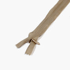 BEIGE USYNLIG GLIDELÅS 4 MM